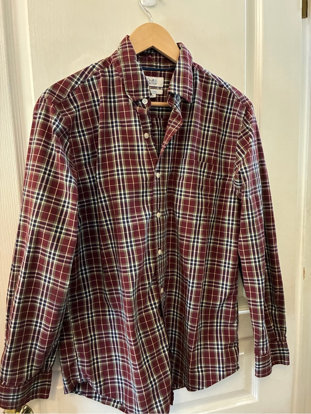 croft & barrow Men's Maroon Plaid Button-Down Shirt
